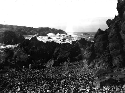 Felsküste im Sperrgebiet, historische Aufnahme